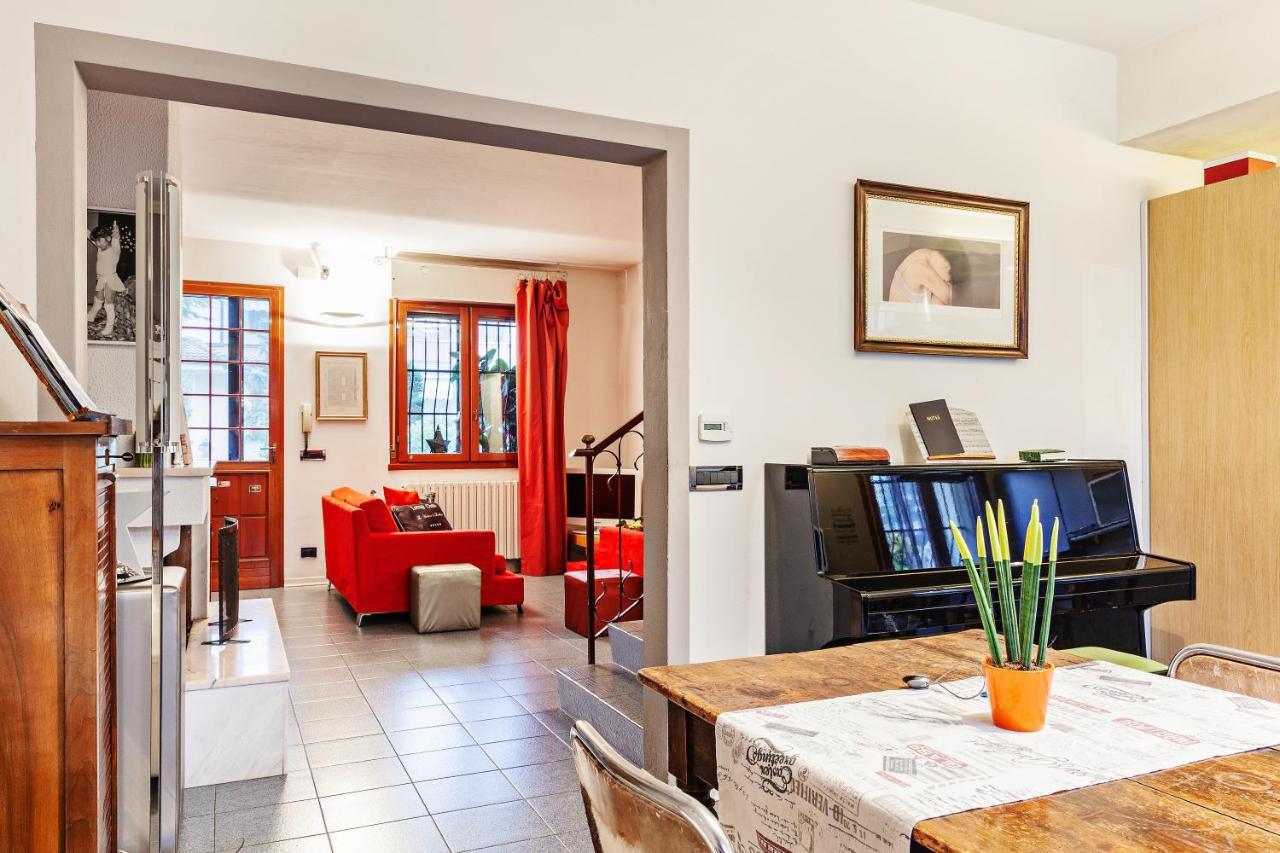A Room For You Ferrara Bagian luar foto