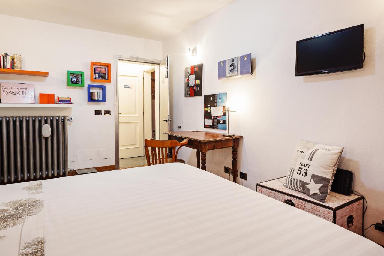 A Room For You Ferrara Bagian luar foto